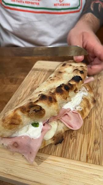 Mortadella panino
